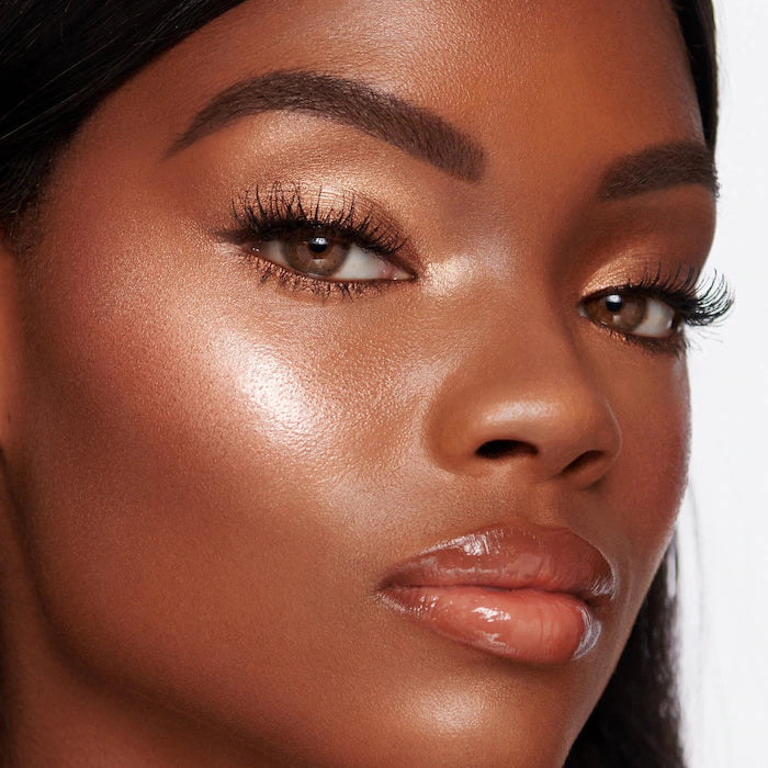 Charlotte Tilbury - Beauty Highlighter Wand (Iluminador)